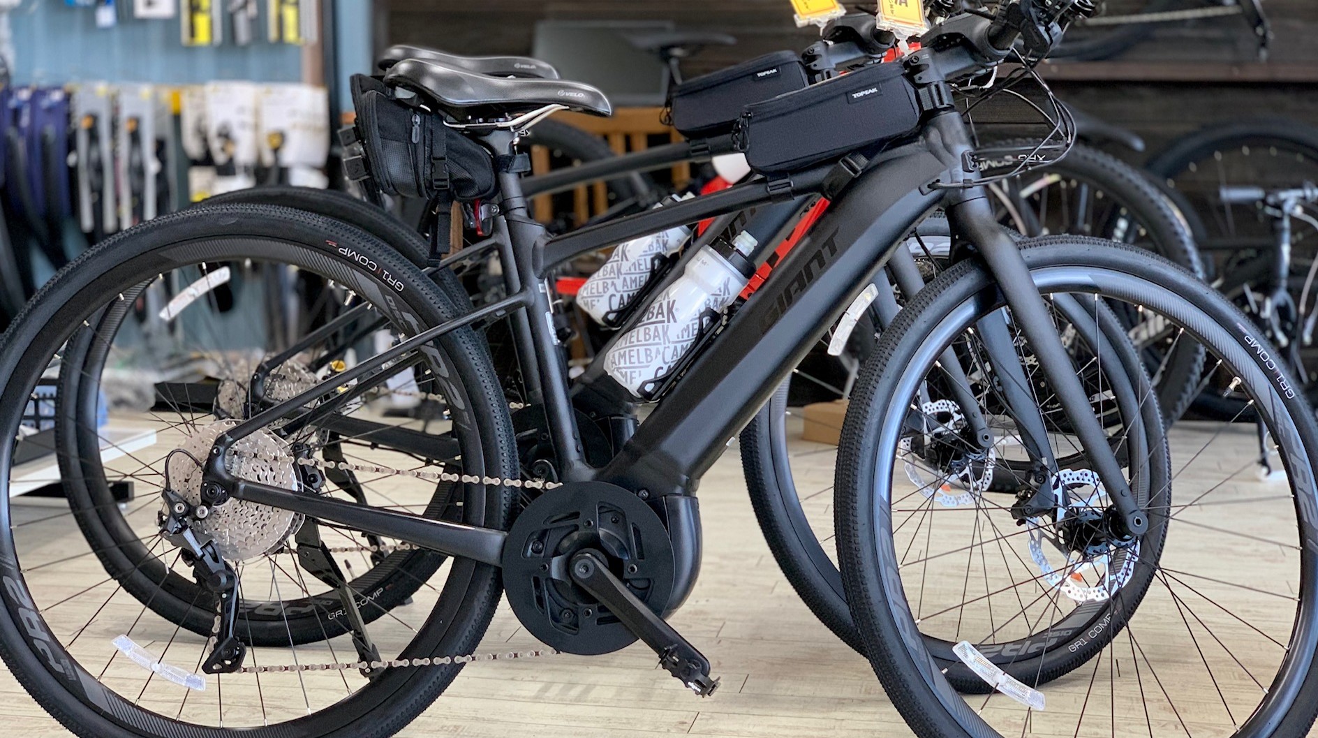 北海道　旭川市　直接受け渡し ロードバイク　クロスバイク　自転車　切替付き 北海道 旭川市 直接受け渡し ロードバイク クロスバイク 自転車 切替